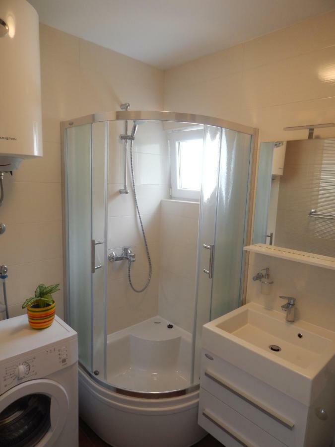 Apartman Karlo Makarska Eksteriør bilde